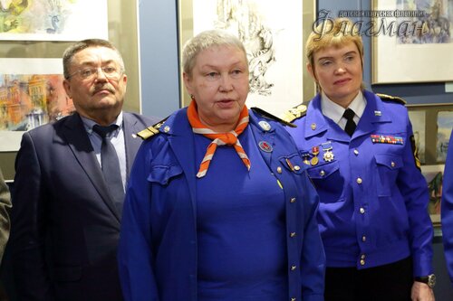 Открытие выставки работ  художника-иллюстратора Евгении Ивановны Стерлиговой YE1A0546